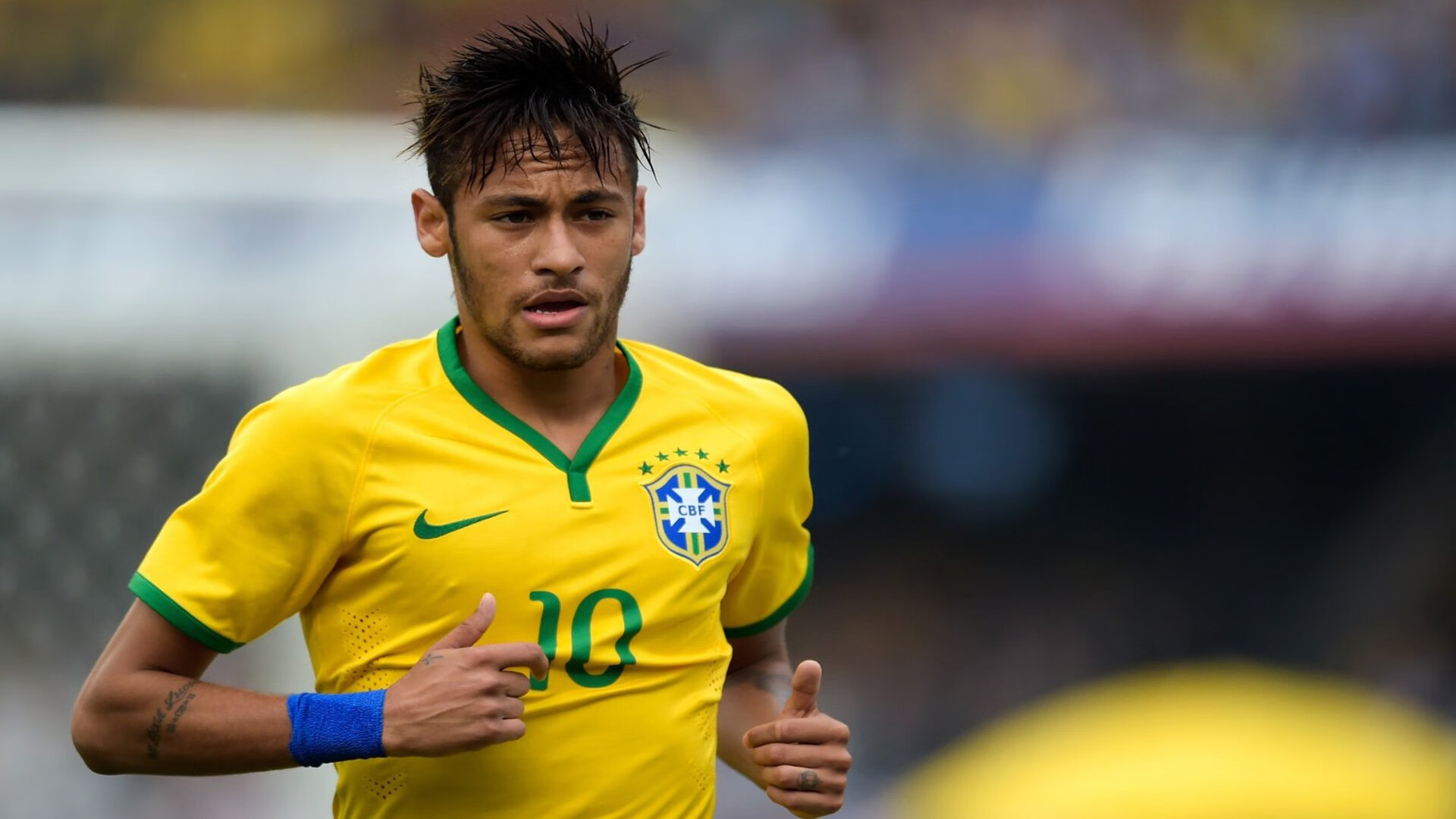 战略升级：新月转向长远球队建设模式